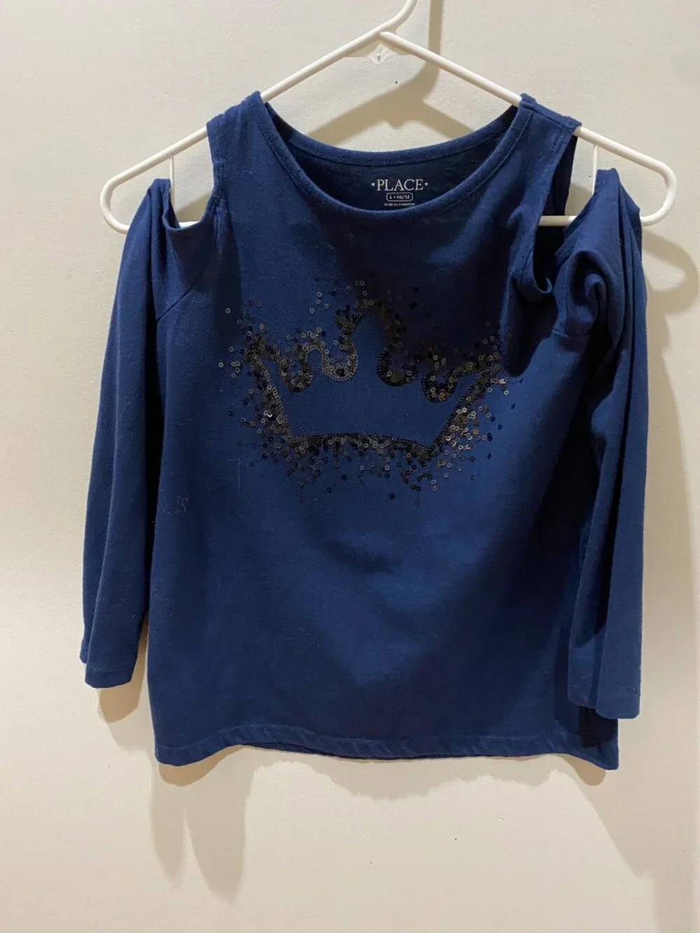 Cut-out shoulder crown top navy blue size 10